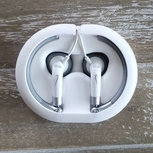 Nike headphones with adjustable ear wraps